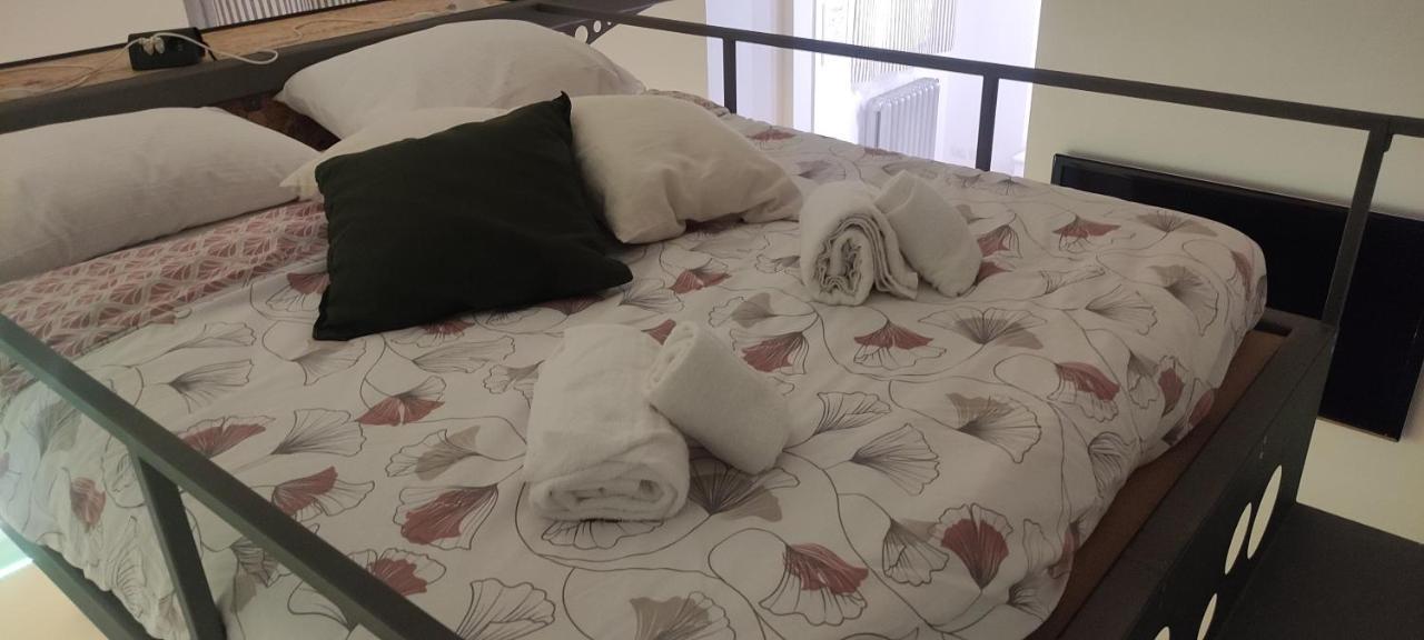 Apartamento Lara Loft Centro Porta Susa Turín